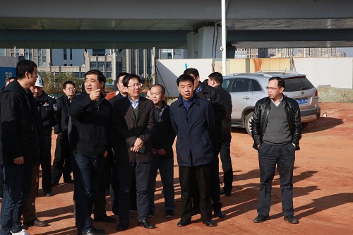 副市長宋鈾一行調(diào)研我司昌南大道、洪都大道快速路改造項目
